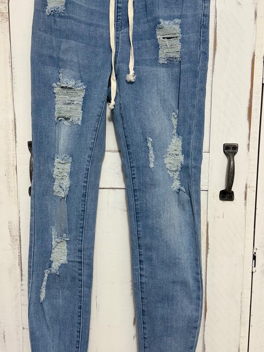 Light Wash Distressed Drawstring Skinny Jeans